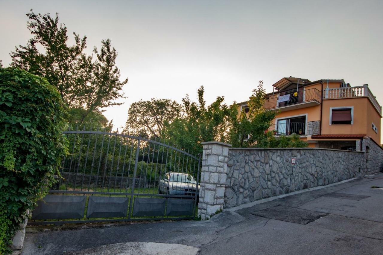 Apartment Anai Риека Экстерьер фото