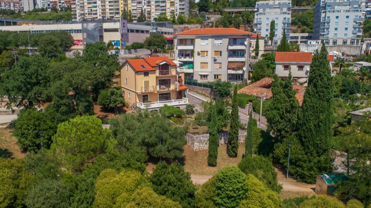 Apartment Anai Риека Экстерьер фото