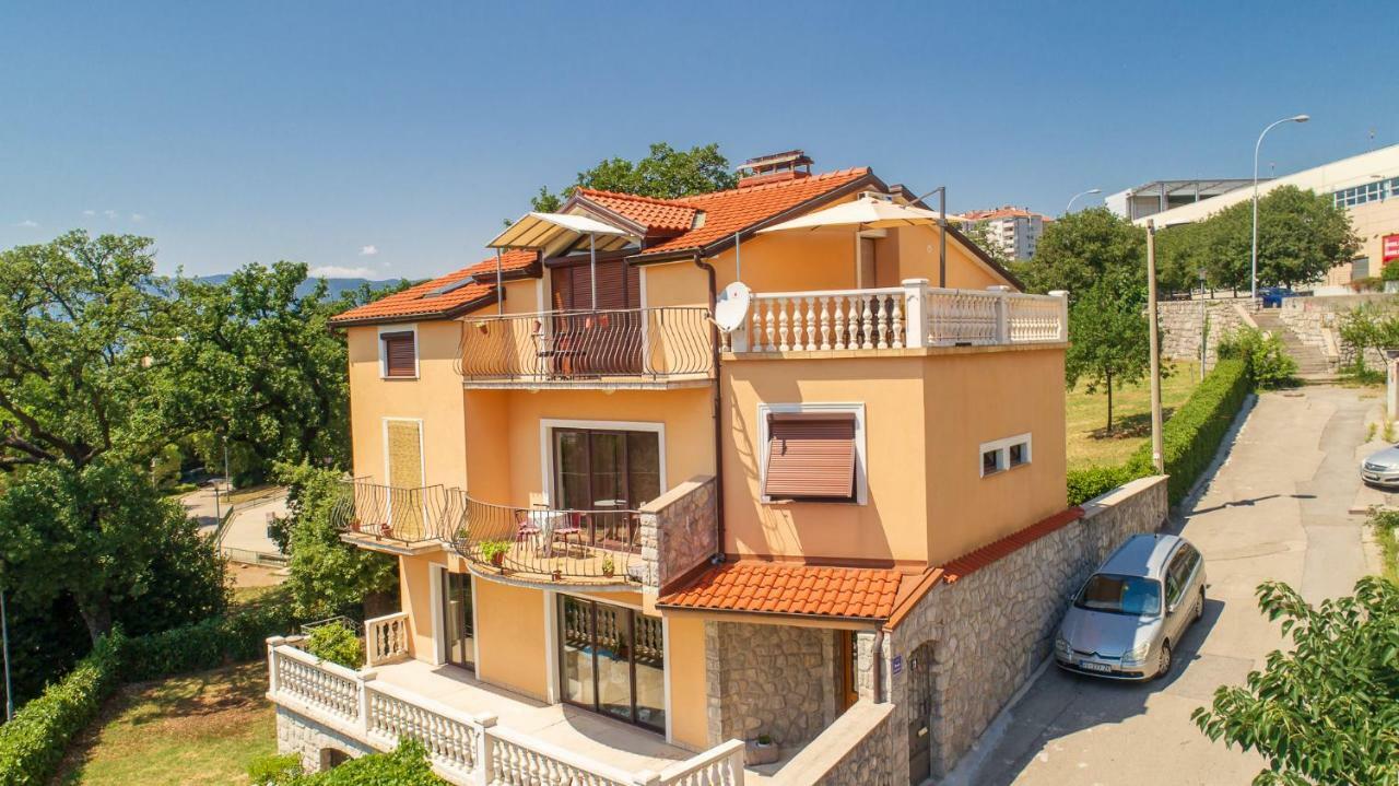 Apartment Anai Риека Экстерьер фото